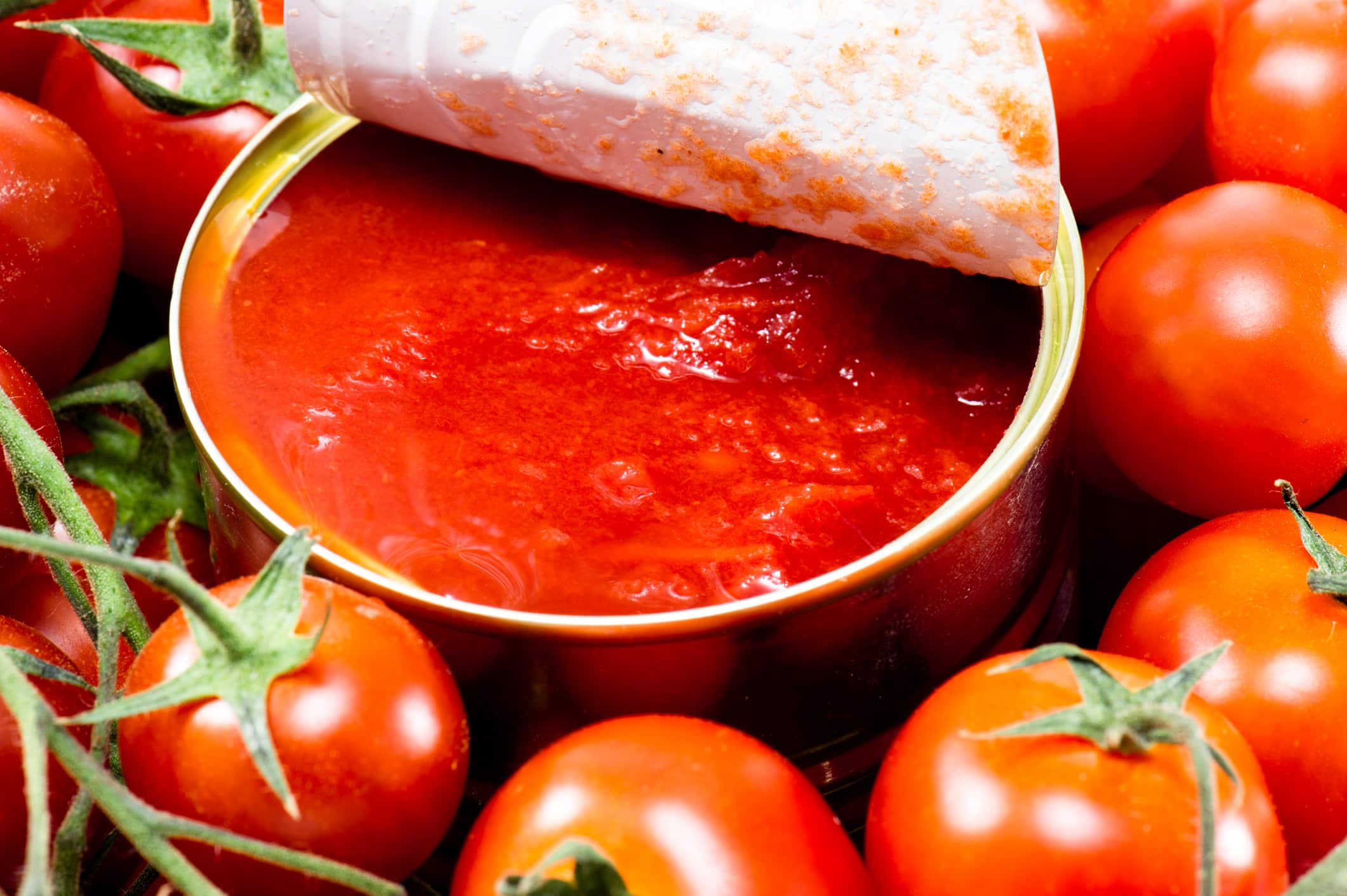 Da dove arriva l'acqua di pomodoro in cucina: la storia