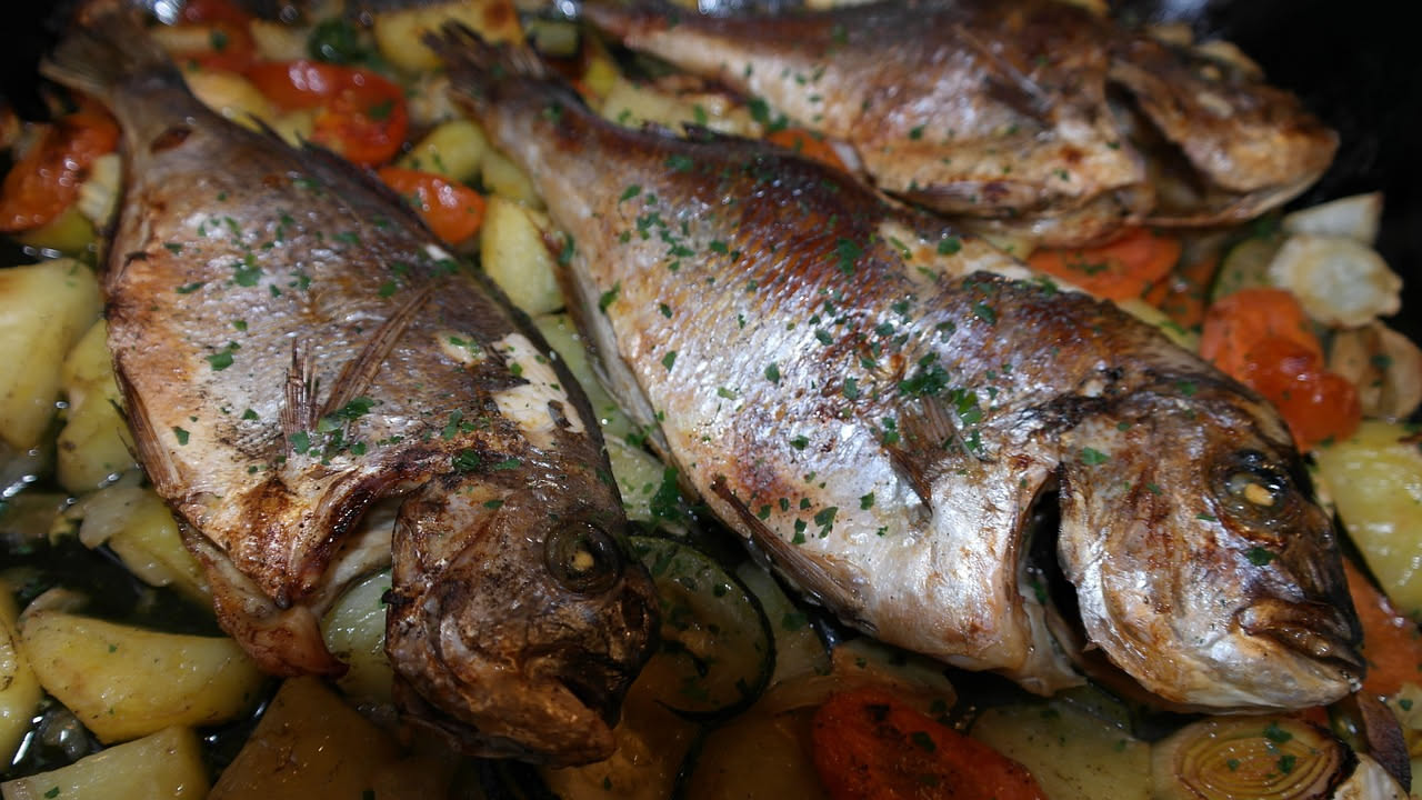Lezione 47 - Il pesce al forno e al cartoccio
