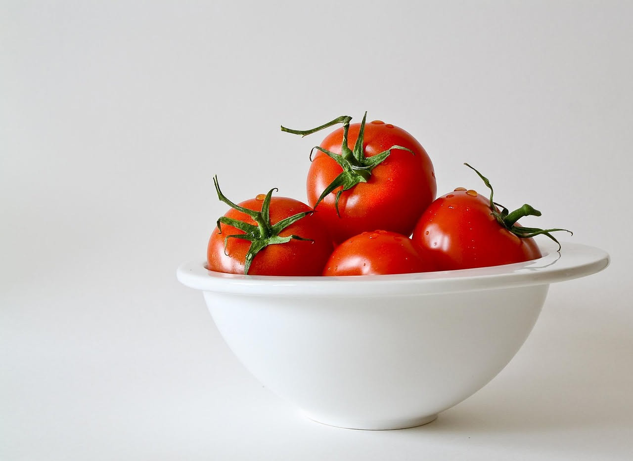 Perché i pomodori non vanno in frigorifero: ecco cosa sapere